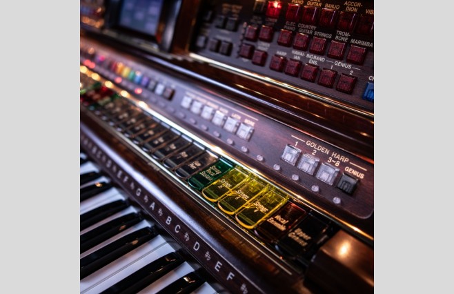 Lowrey Stardust Organ, Used - All Inclusive Top Grade Package (SN:SU-530604D645085) - Image 14